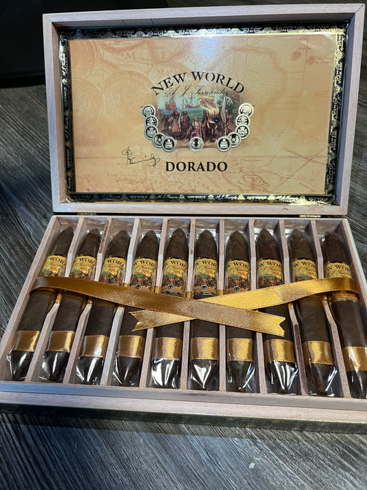 Aj Fernandez New World Dorado-Figurado